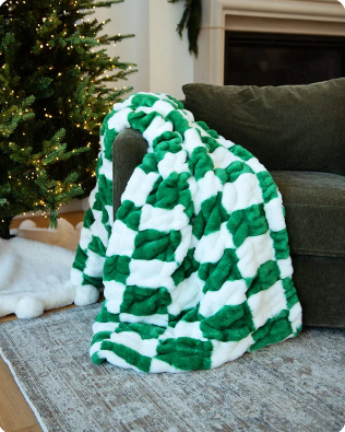 Hugs Check Green Blanket