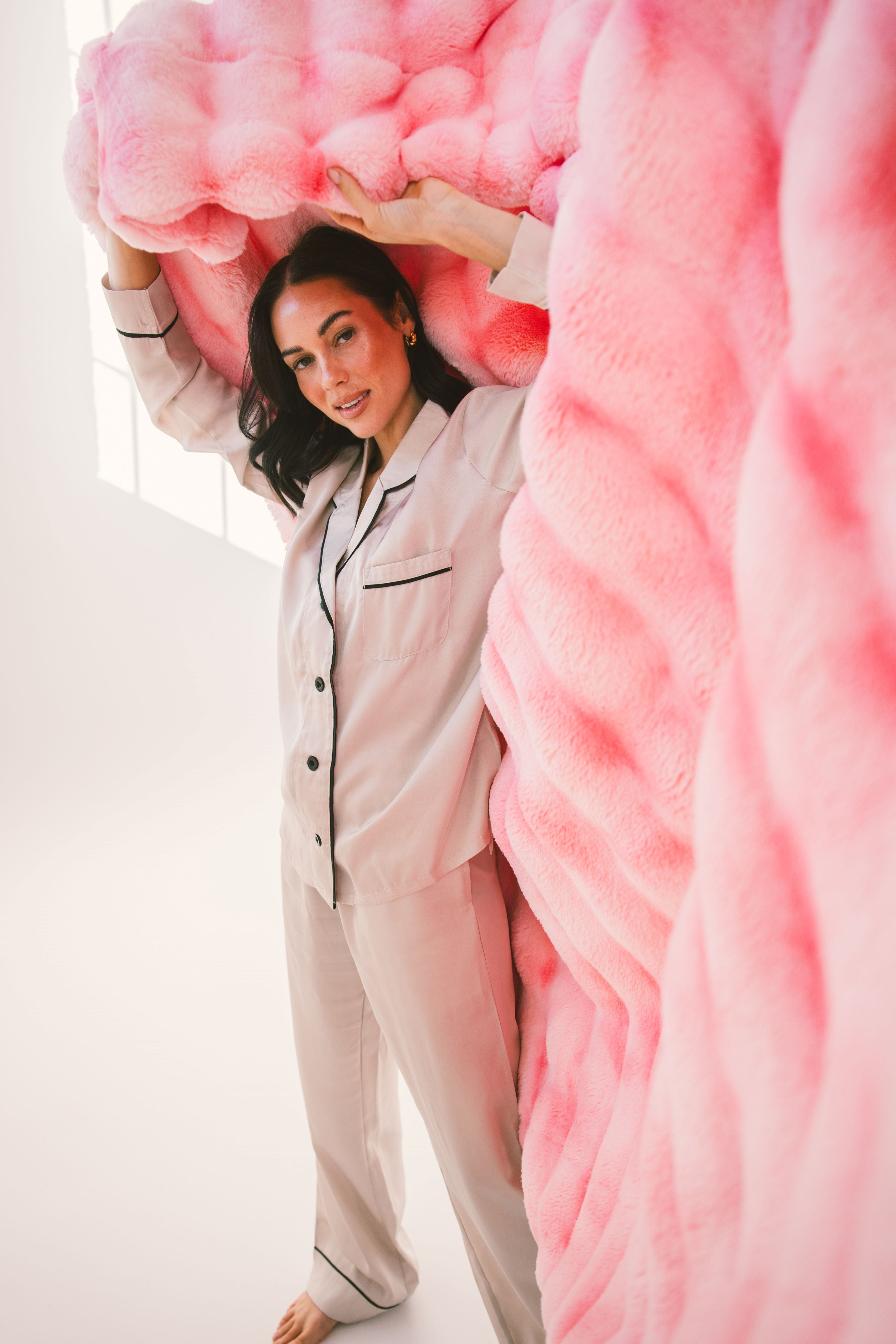Extreme Ultra Cloud Pink Lemonade Blanket