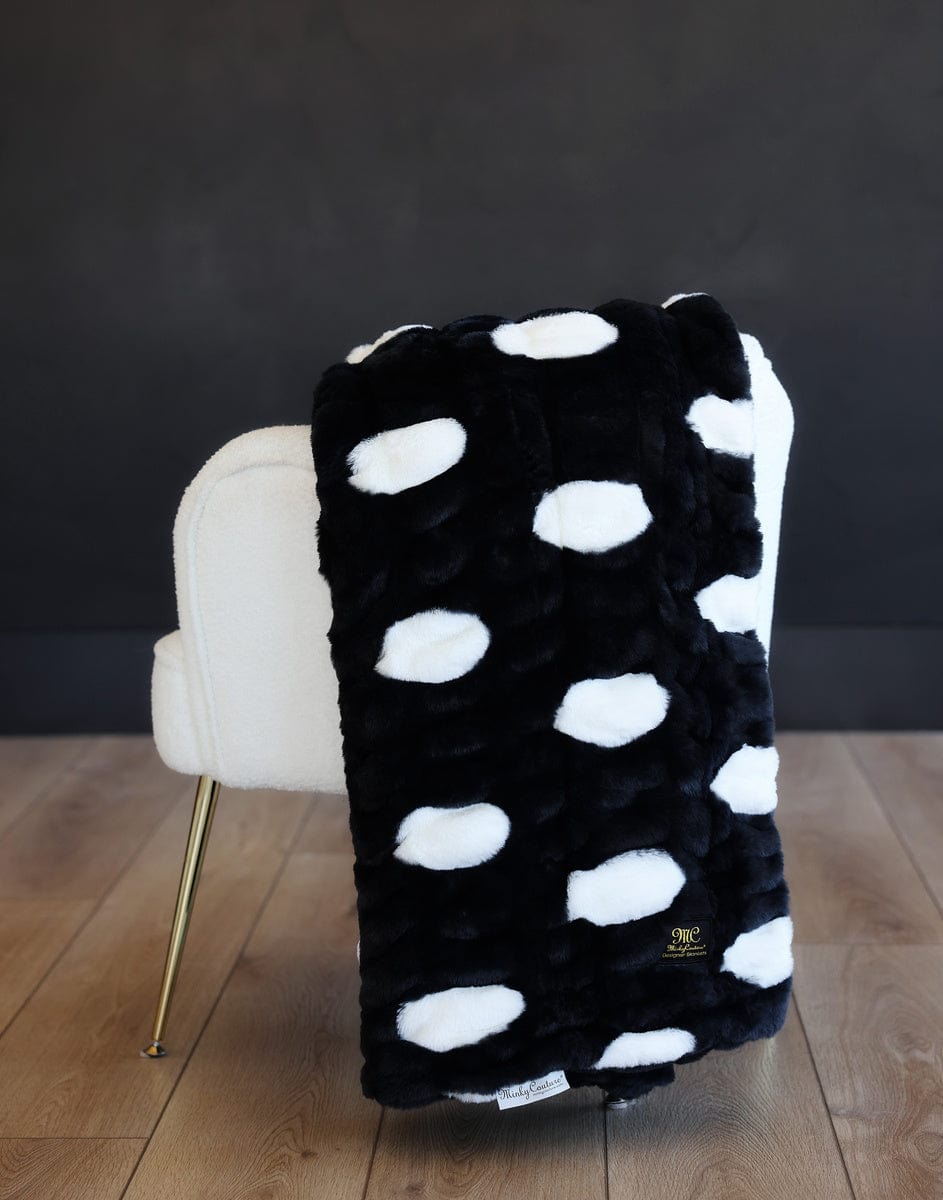 Hugs Polka Dot Black Blanket