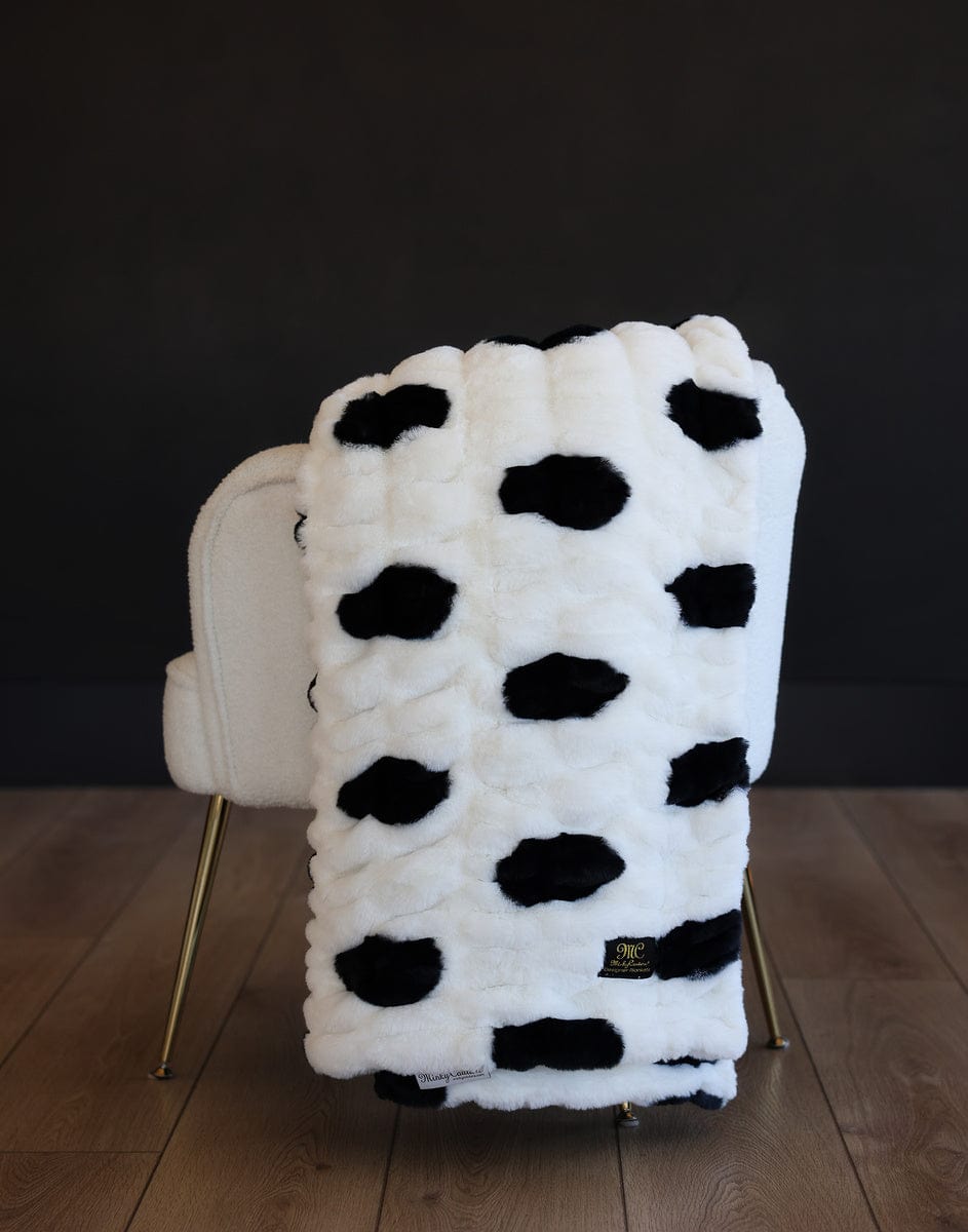 Hugs Polka Dot Marshmallow Blanket