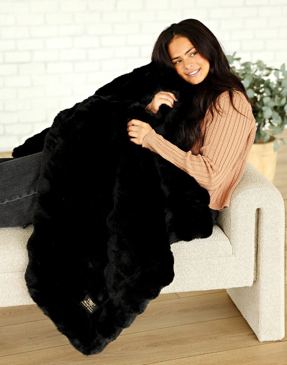 Ultra Cloud Onyx Blanket