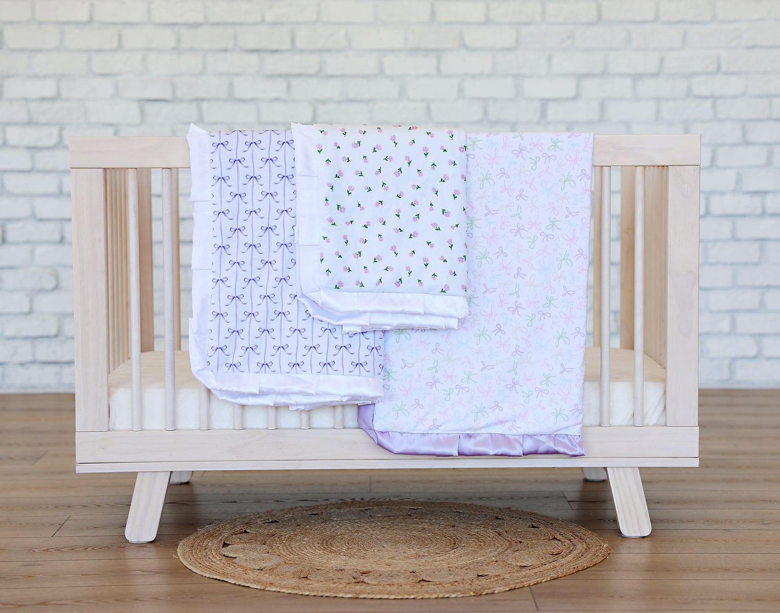 Itsy Bitsy Flower Lilac Blanket