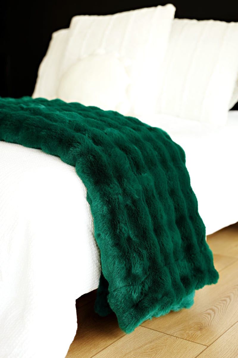 Ultra Cloud Emerald Blanket
