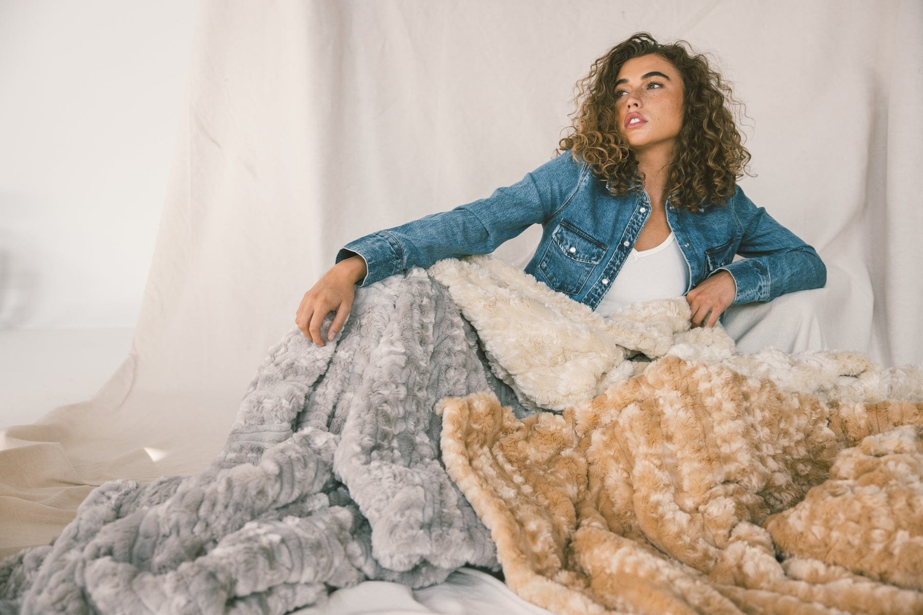 Glossy Ultra Sorbet True Caramel Blanket