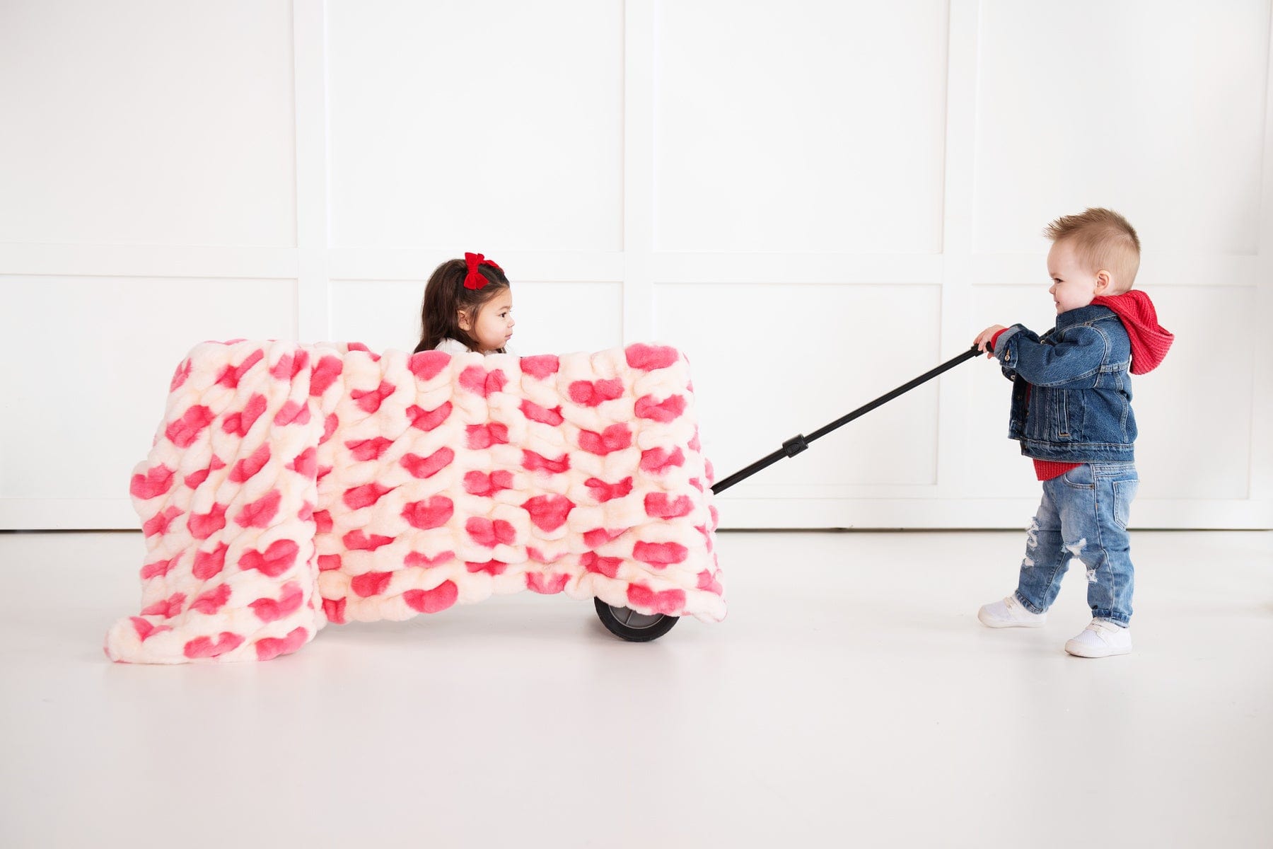 Hugs Heart Pink Blanket