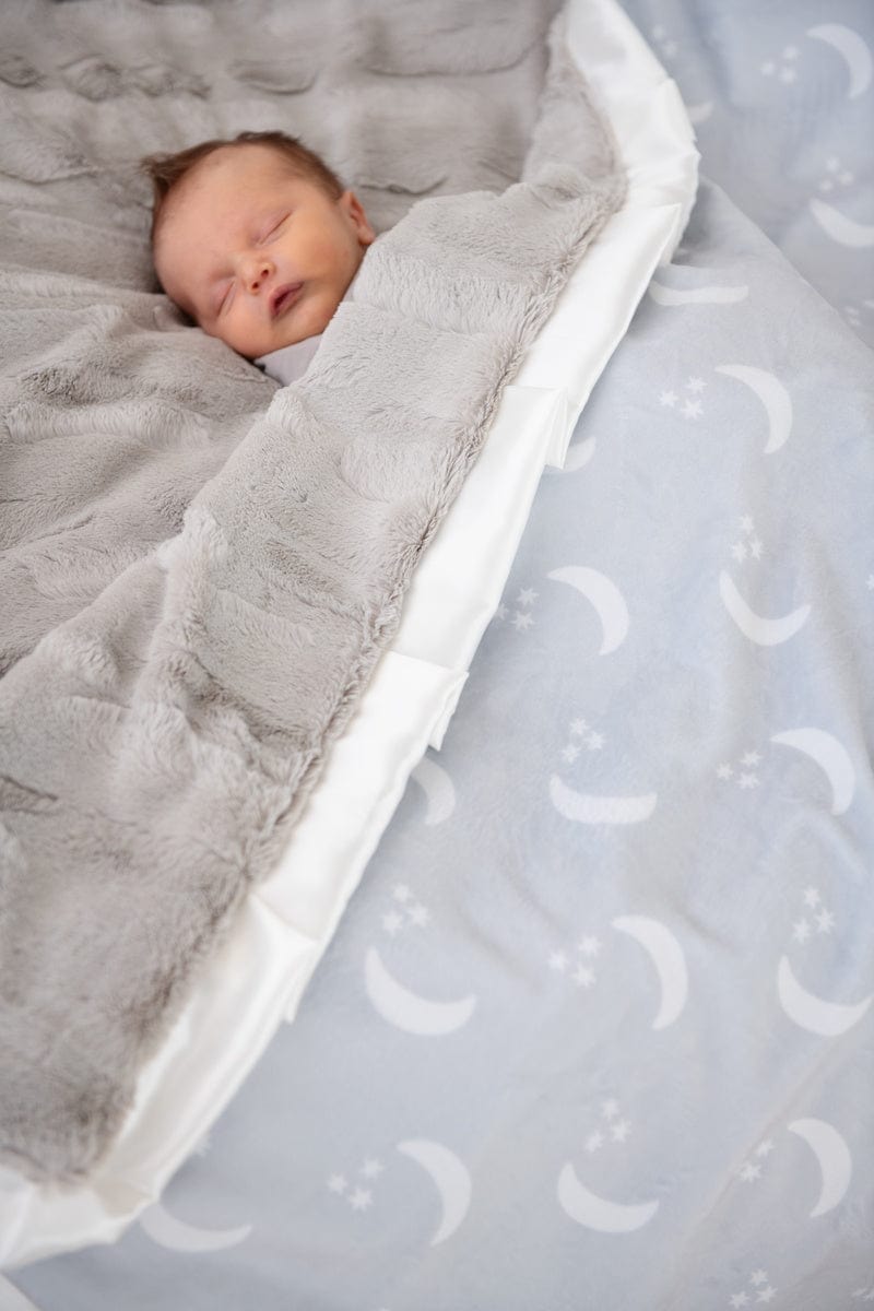Shining Moon Silver Blanket