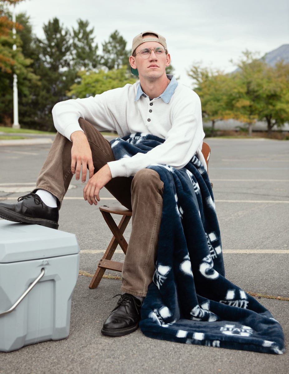 Lush Utah State Aggies Blanket