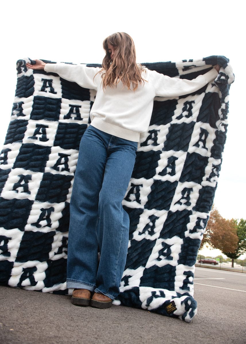 Hugs Utah State Aggies Blanket