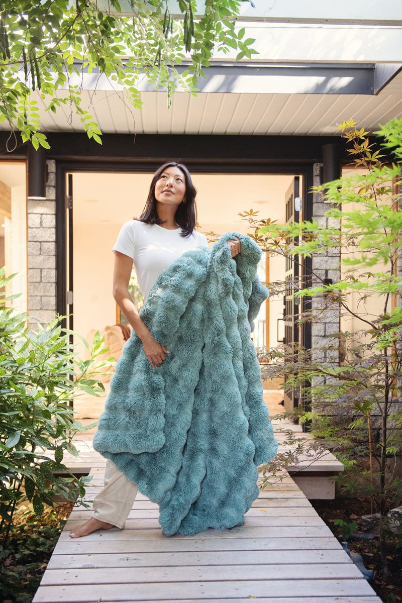 Premium Cloud Heirloom Lake Blanket