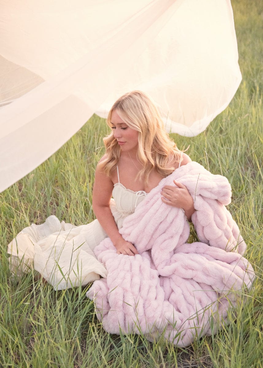 Hugs Bashful Pink Blanket