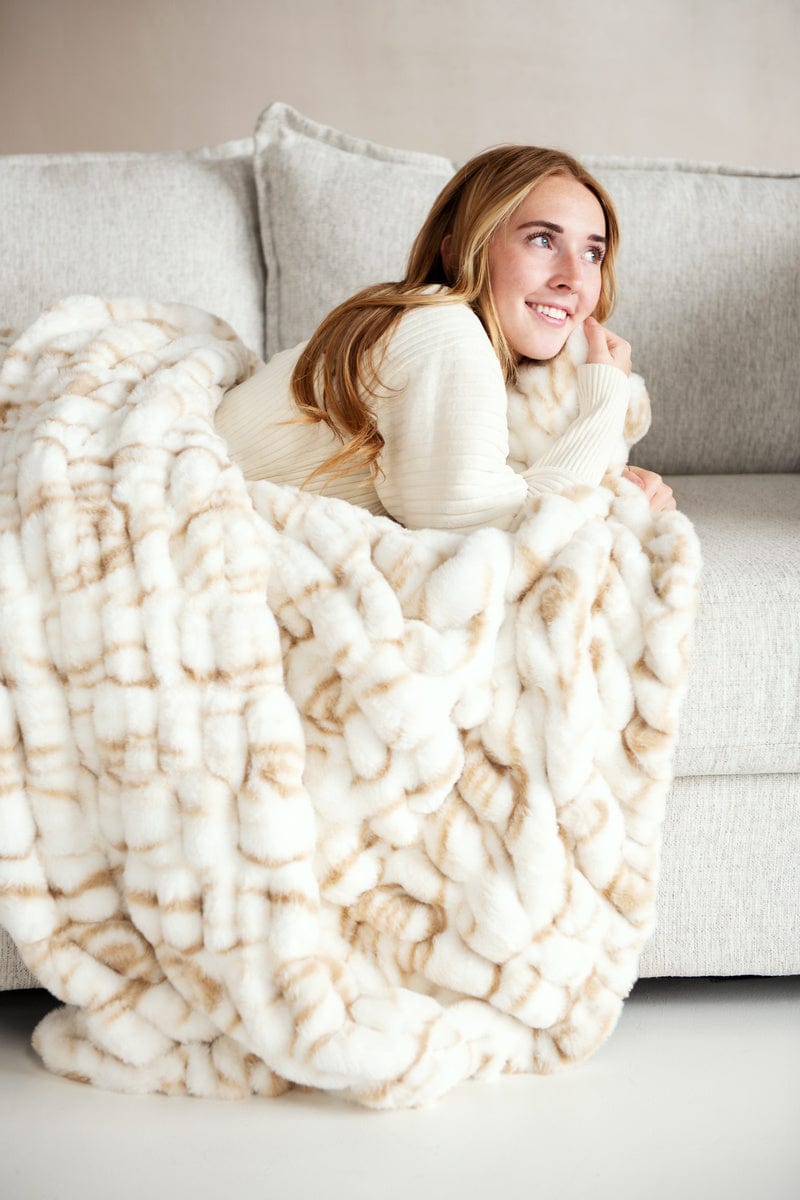 Hugs Marble Sand Blanket