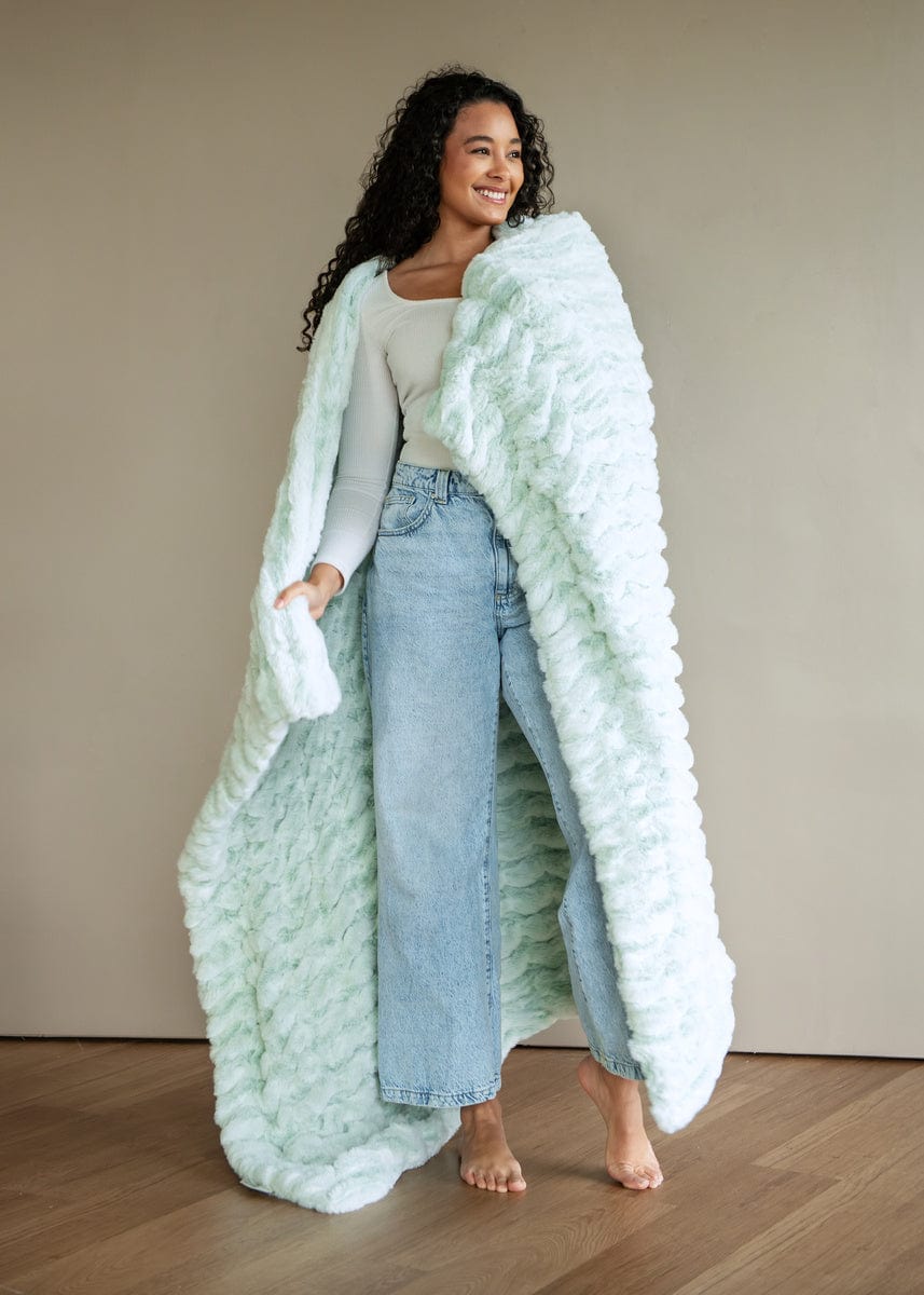 Hugs Snowcapped Pistachio Blanket