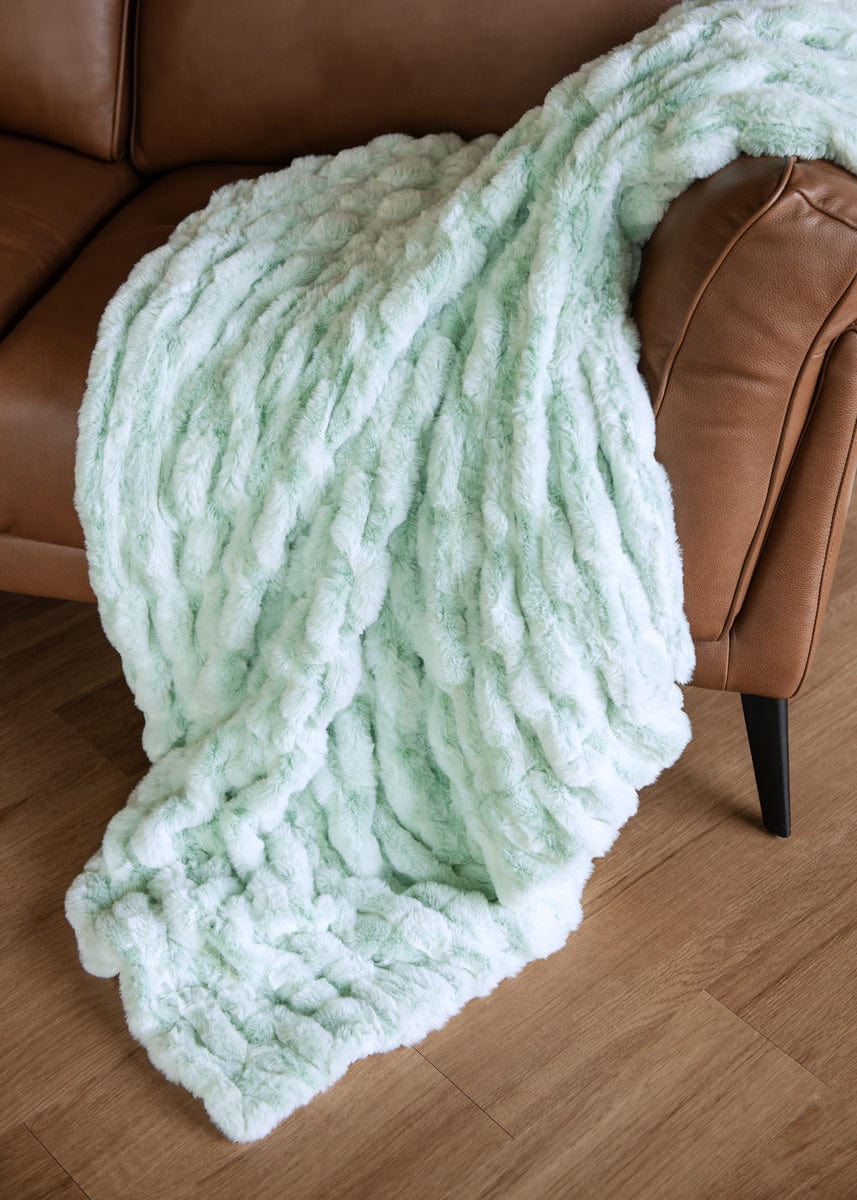 Hugs Snowcapped Pistachio Blanket