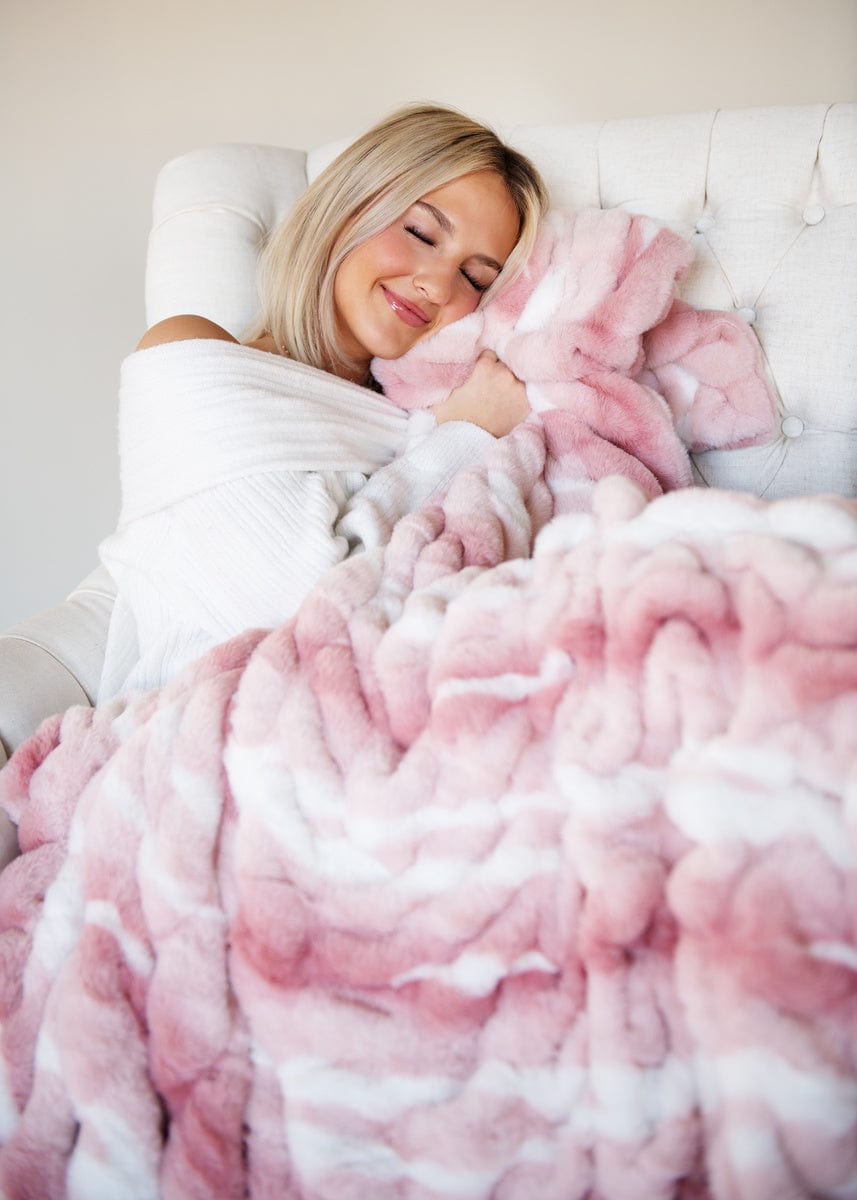 Hugs Swirl Pink Blanket