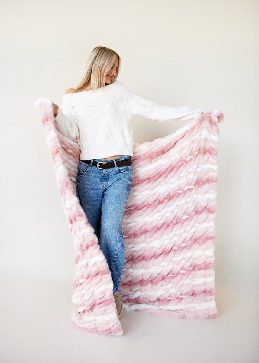 Hugs Swirl Pink Blanket