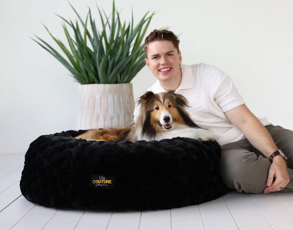 Black Crinkle Pet Bed