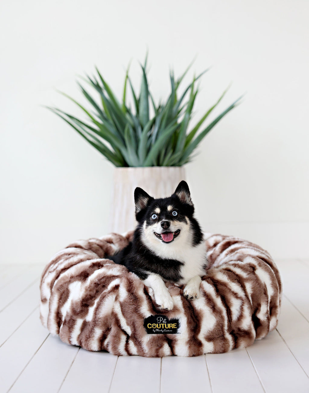 Cloudy Day Brown Pet Bed