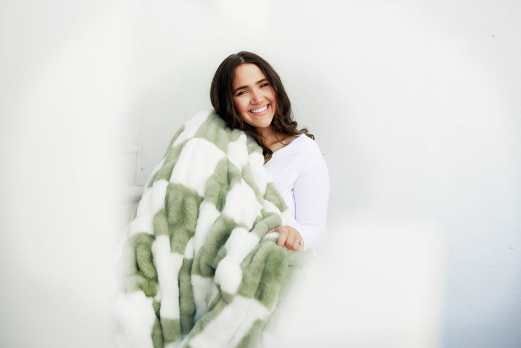 Hugs Check Ivey Sage Blanket