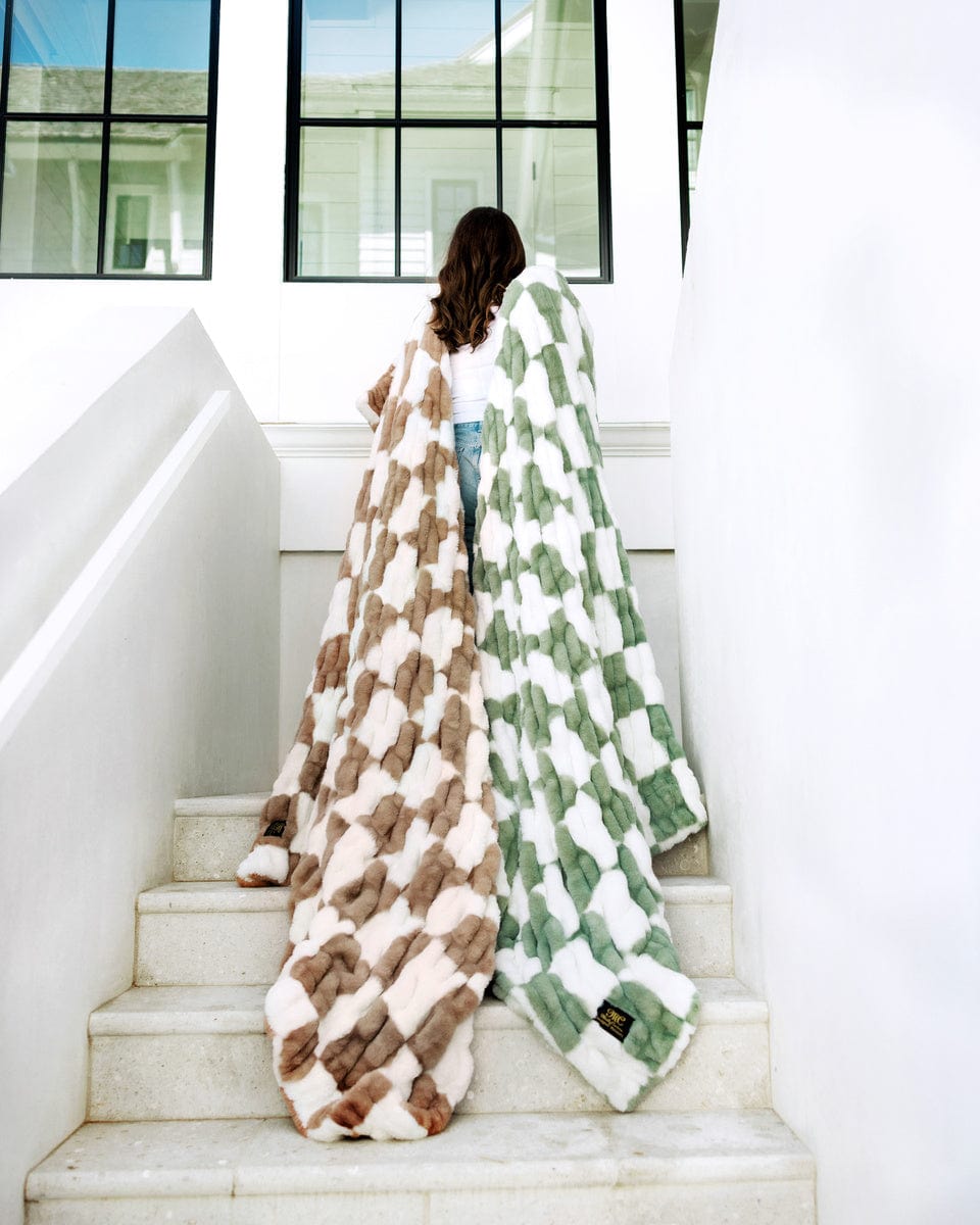 Hugs Check Hunter Brown Blanket