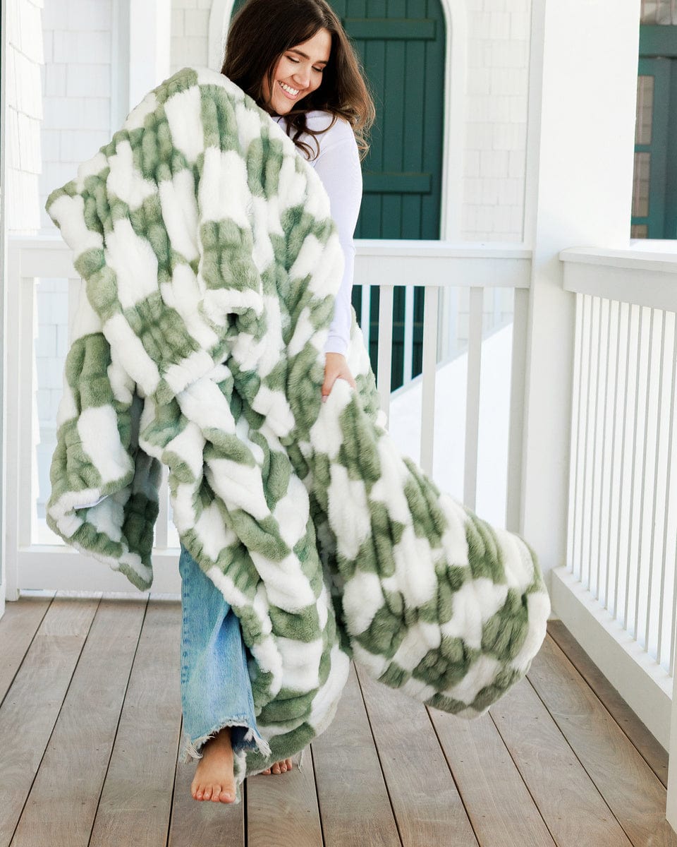 Hugs Check Ivey Sage Blanket