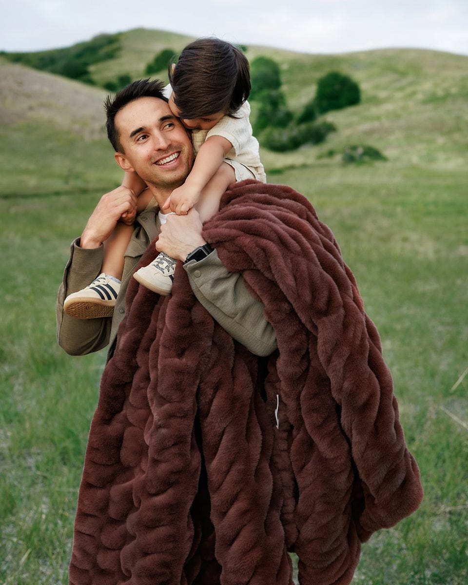 Hugs Rich Mahogany Blanket
