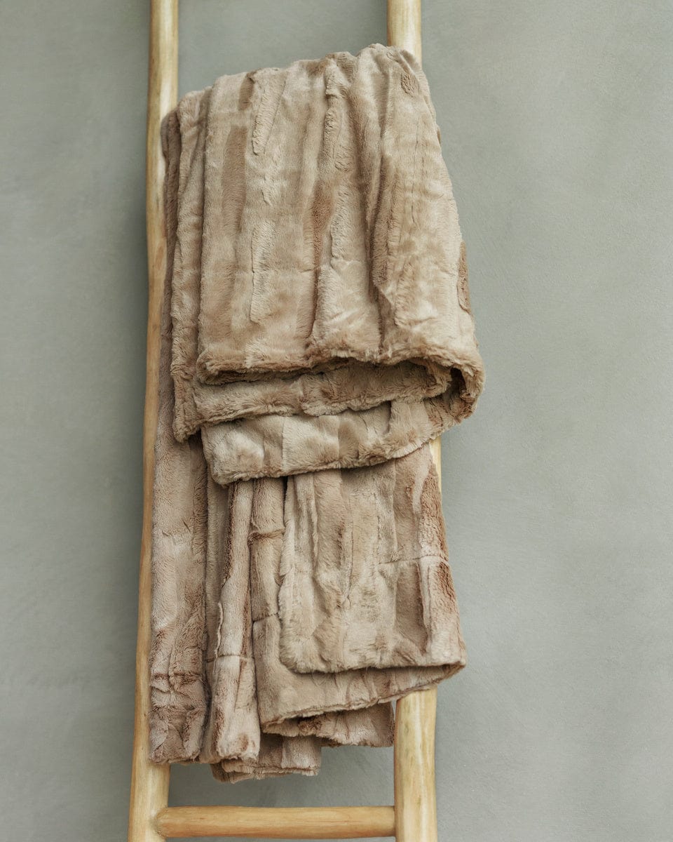 Sorbet Milk Chocolate Blanket