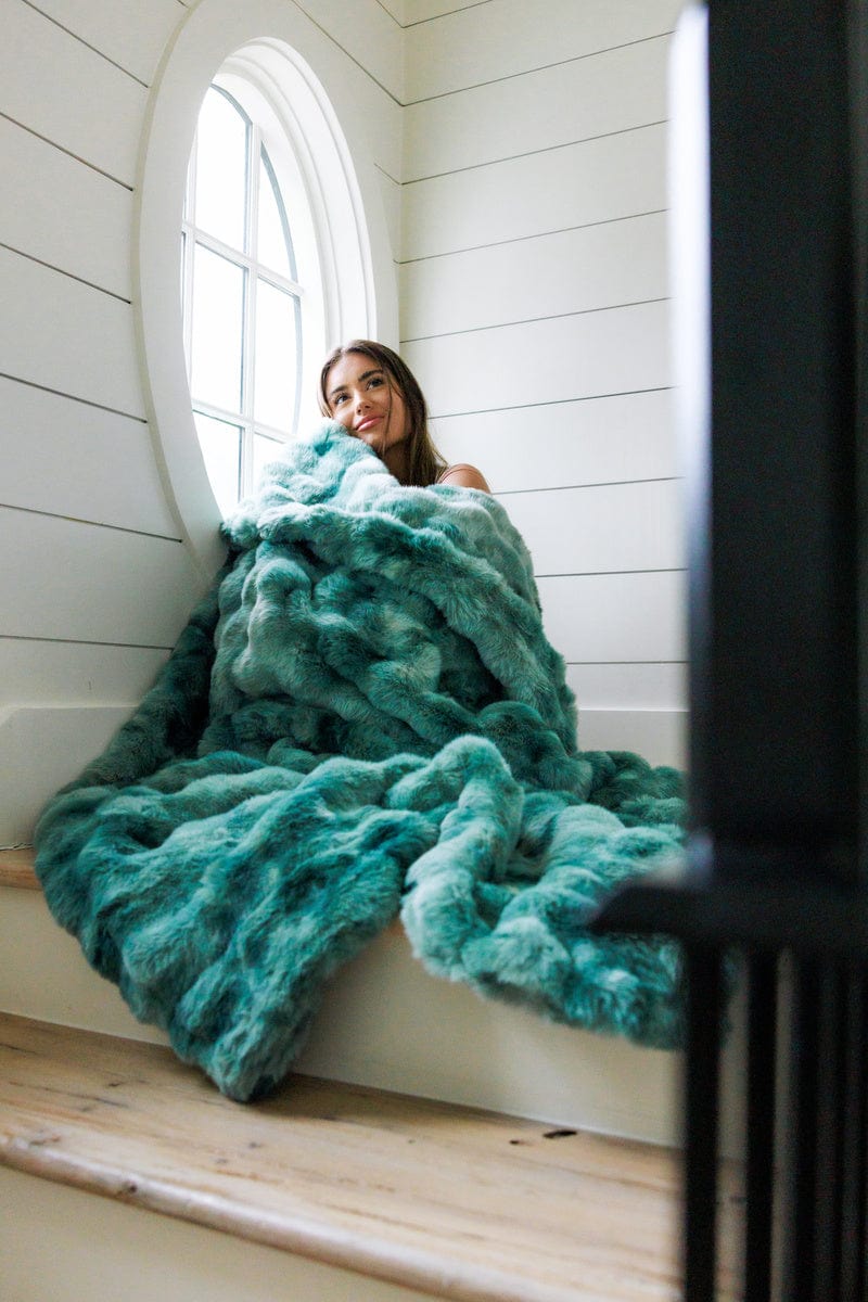 Premium Cloud Bistro Green Blanket