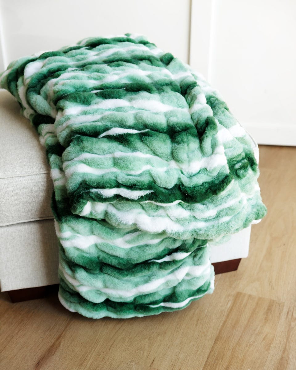 Hugs Swirl Forest Green Blanket