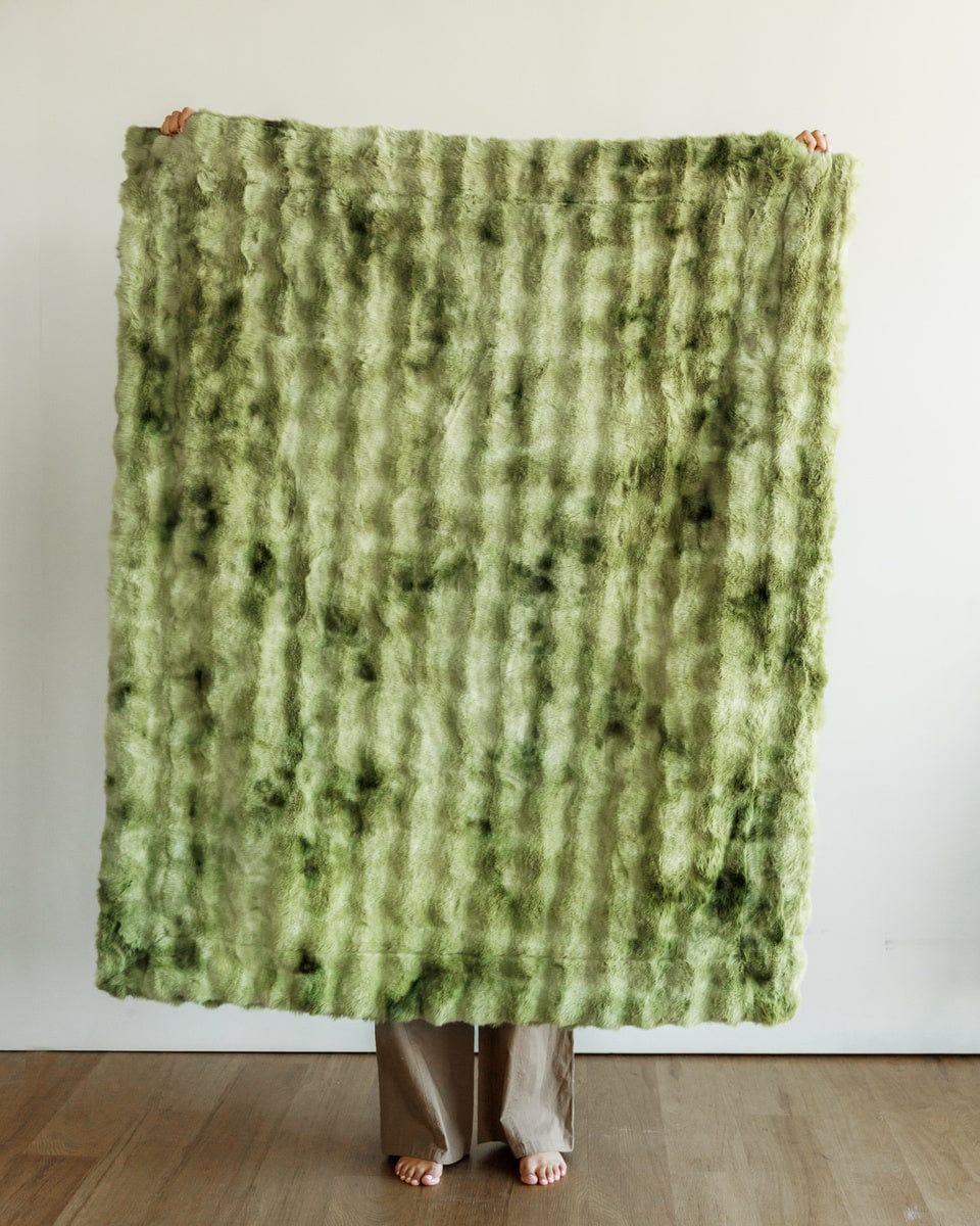 Premium Cloud Fern Blanket