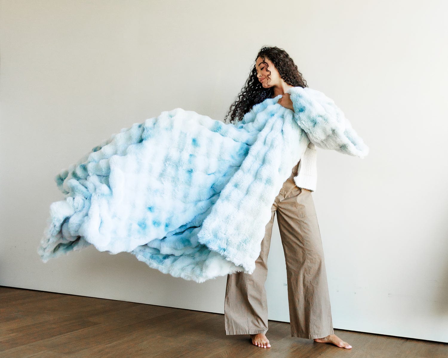 Premium Cloud Winter Sky Blanket